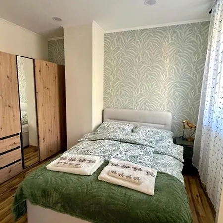 Alexander Apartmán Pápa